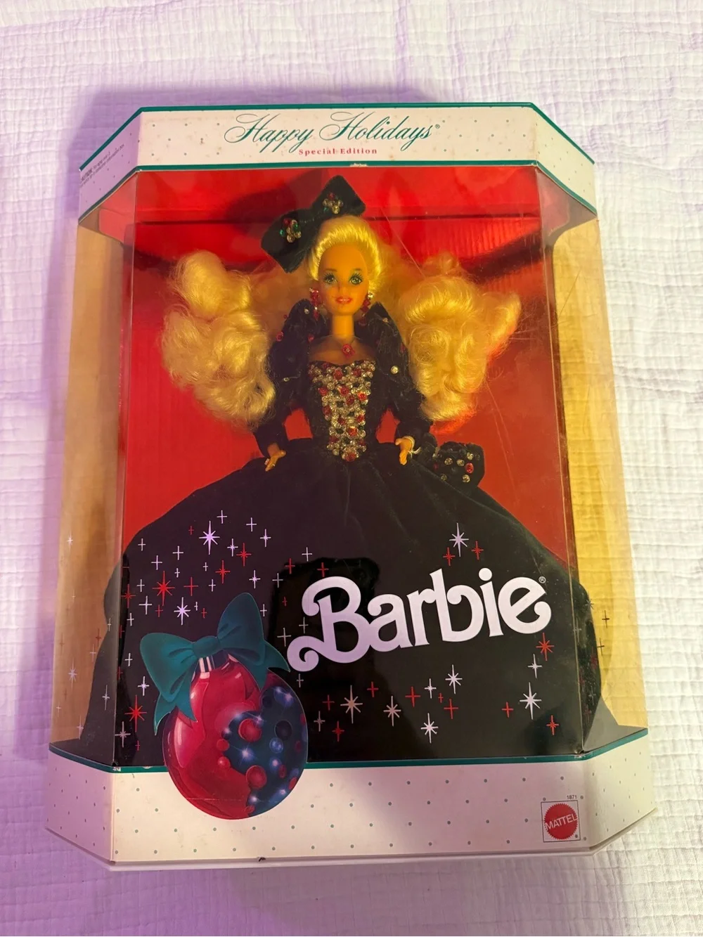Barbie 1991 Happy Holidays Special Edition #1871 Mattel NRFB Doll Vintage Blonde